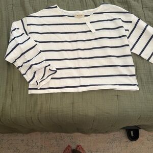 Crewneck cropped Striped Top - White & Navy